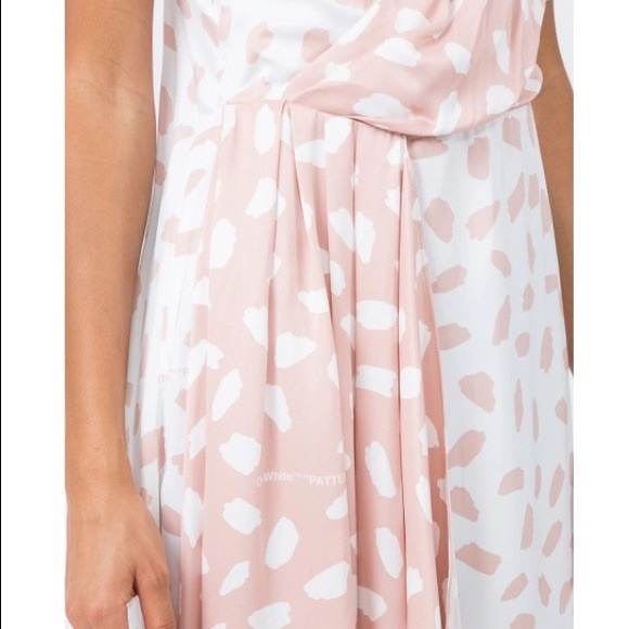 Off-white brushed-pattern draped dress size M. - Picture 7 of 17